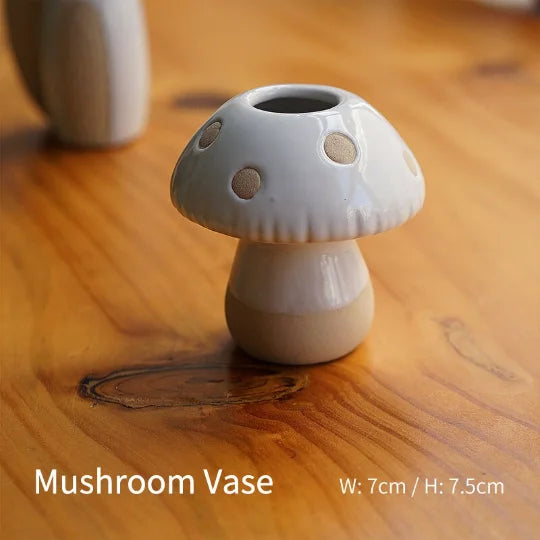 yuntasty Crude Pottery Small Fox Vase Mushroom Vase Cute Flower Vase Pen Holder for Cafe Personalized Decoration