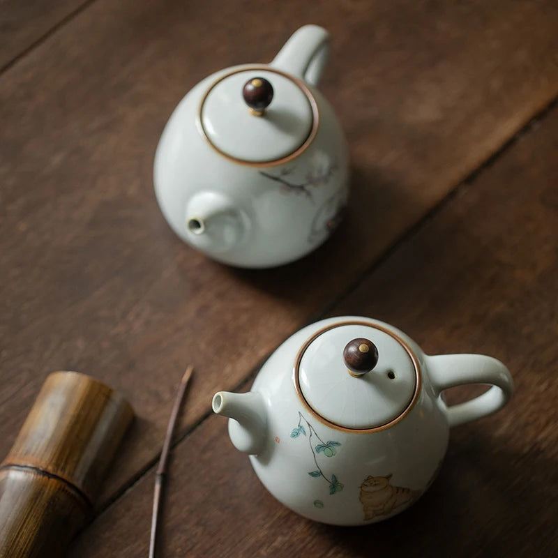 yuntasty cute cat ceramic teapot traditional chinese tea pot 280ml