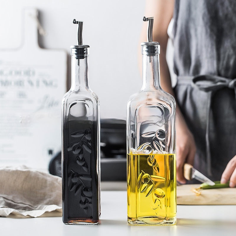 Creative Kitchen Spice Bottle, Household Glass Jar Soy Sauce and Vinegar Bottle, Fire Extinguisher Bottles Olive Oil Pot Leak-Proof Large Small Set