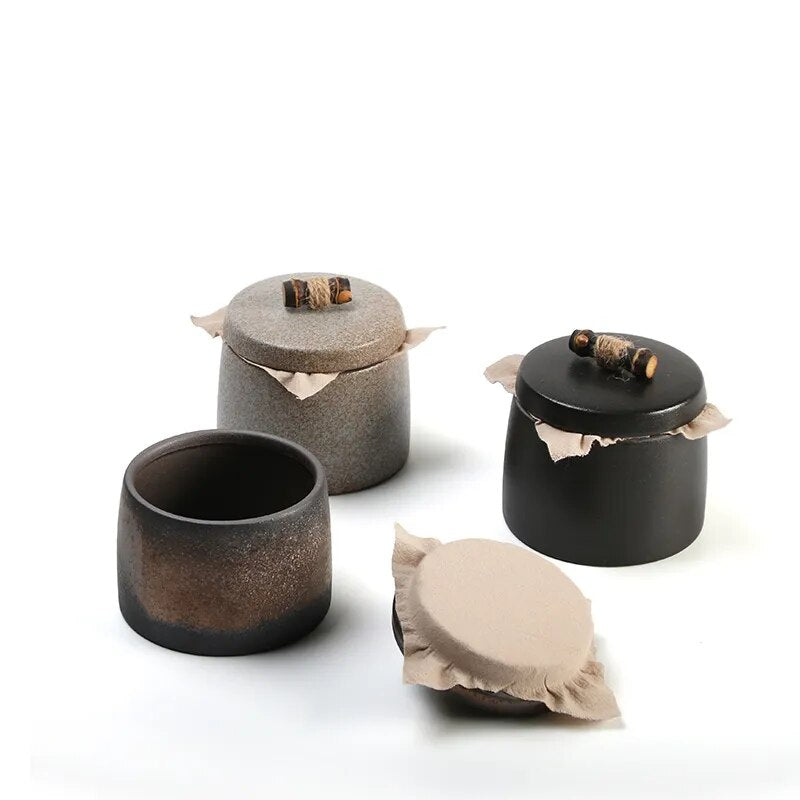 yuntasty Japanese Ceramic Tea Canisters Gold Tea Caddy 270ml