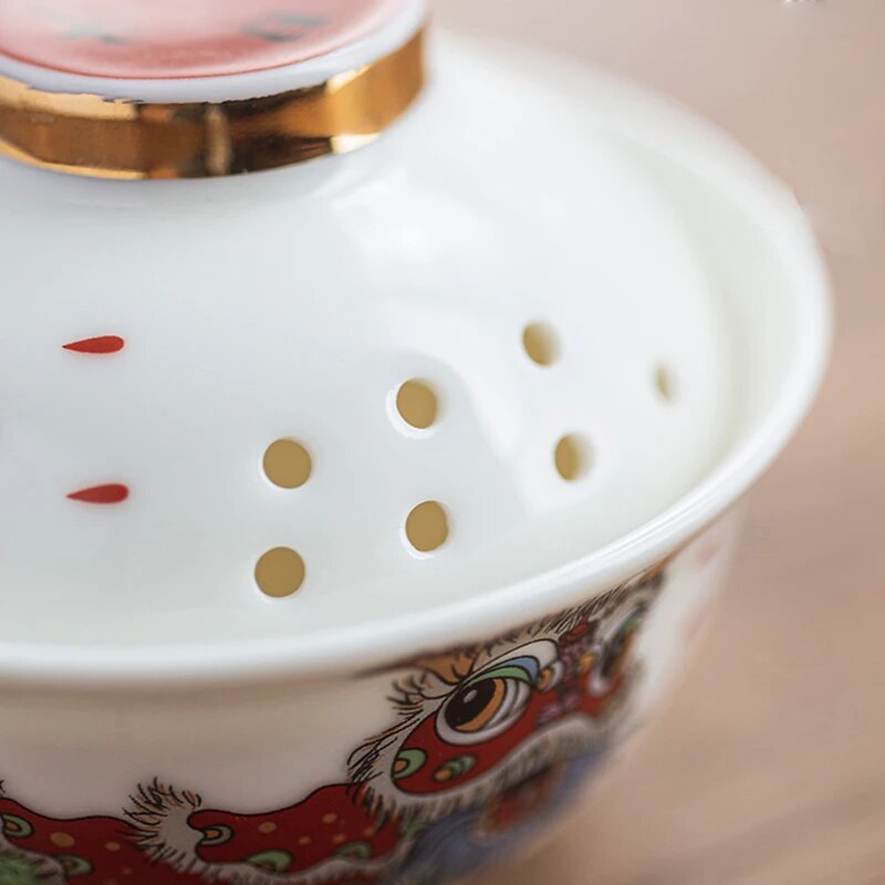 yuntasty Lucky Cat Ceramic Teapot with 3 Cups with Travel Case