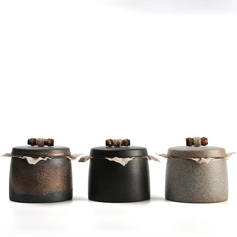 yuntasty Japanese Ceramic Tea Canisters Gold Tea Caddy 270ml
