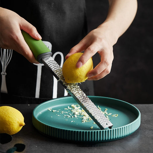 Stainless Steel Grater, Lemon Grater, Grater, Baking Chopped Cheese Cheese Chocolate Planing Machine Chipper Shaving Knife