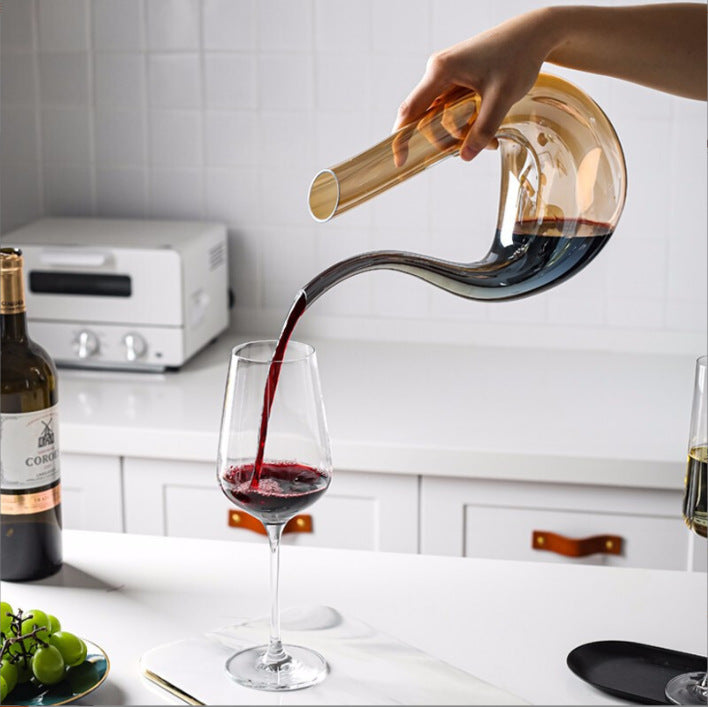 European-Style Home Crystal Glass U-Shaped Red Wine Wine Decanter, Personalized Creative Cocktail Shaker